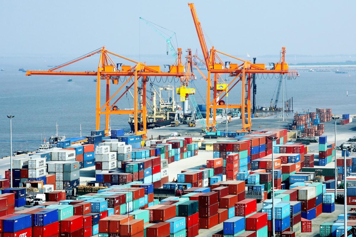 Vietnam earns over 130 billion USD from exports in five months
